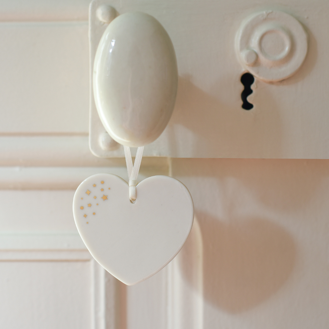 Médaillon de Noël en porcelaine COEUR DORÉ