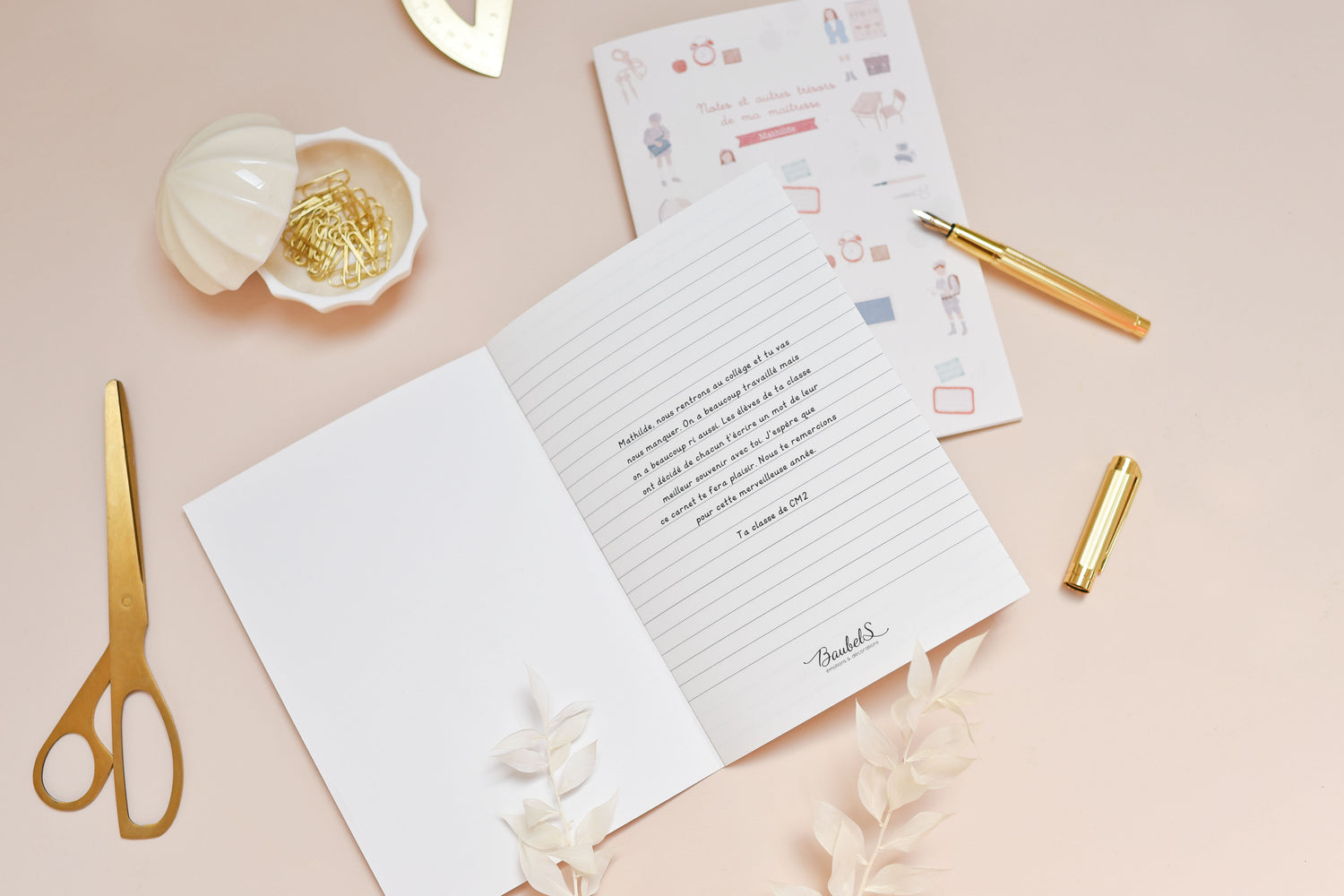 Personnalisez la page intérieure du carnet de notes.